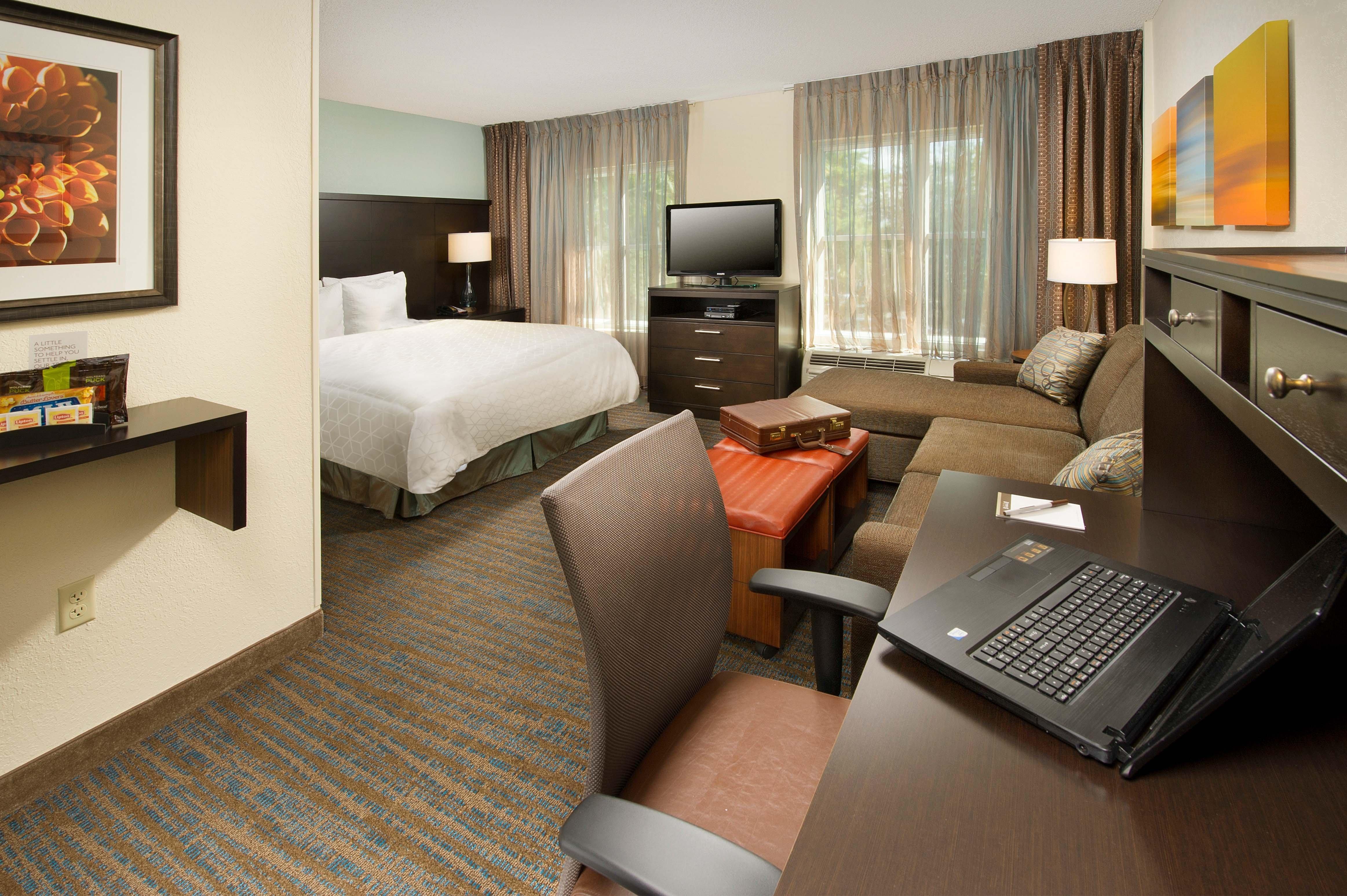 Staybridge Suites Bismarck By Ihg Exterior photo