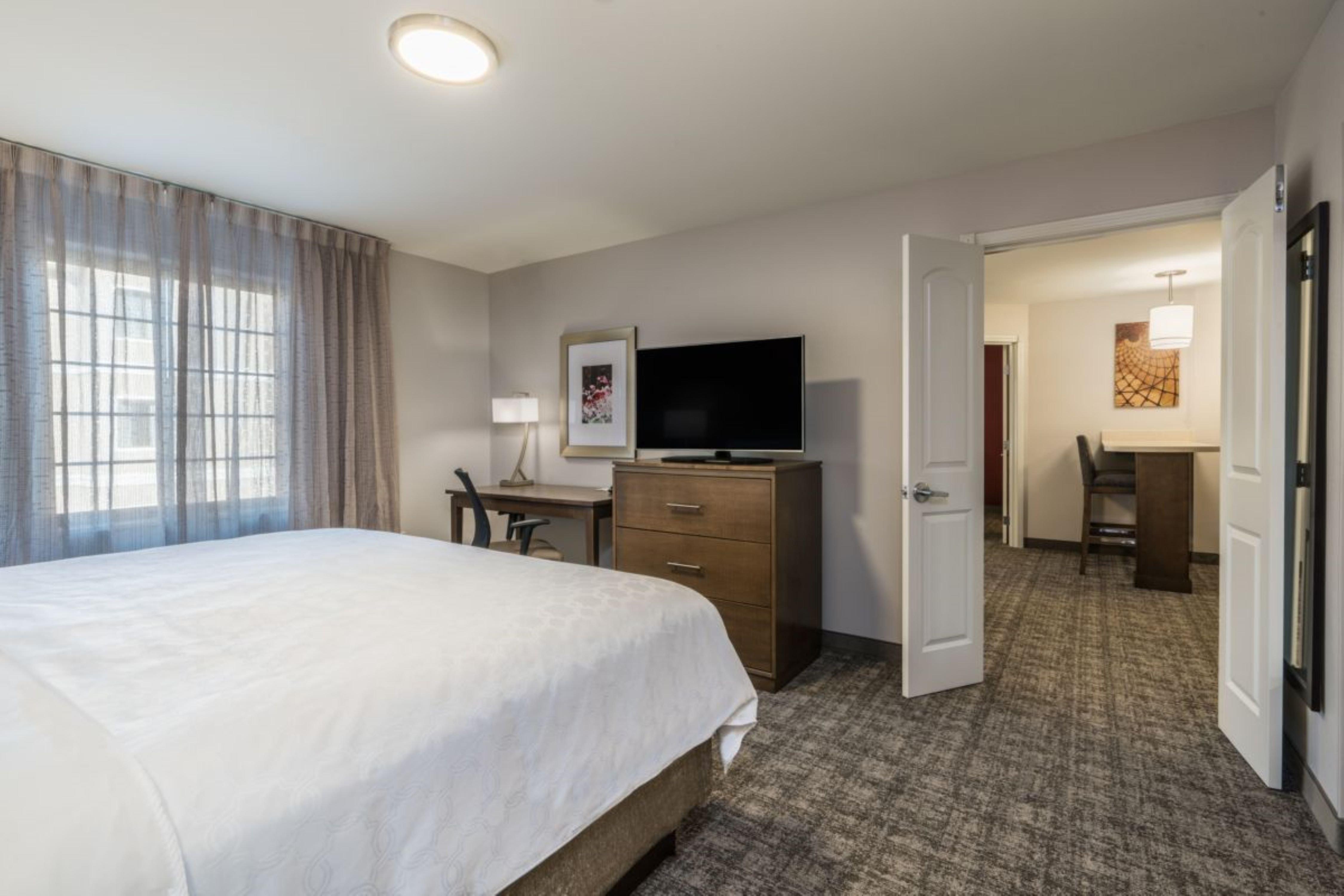 Staybridge Suites Bismarck By Ihg Exterior photo