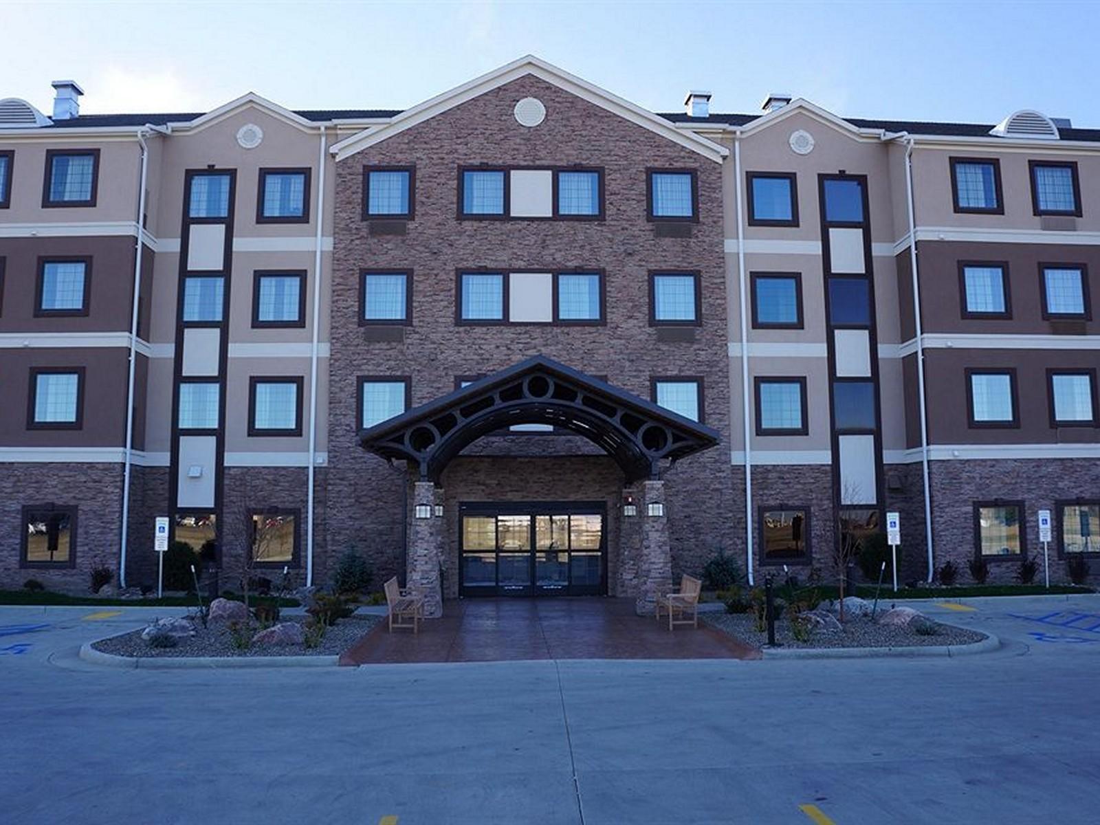 Staybridge Suites Bismarck, An Ihg Hotel Exterior photo