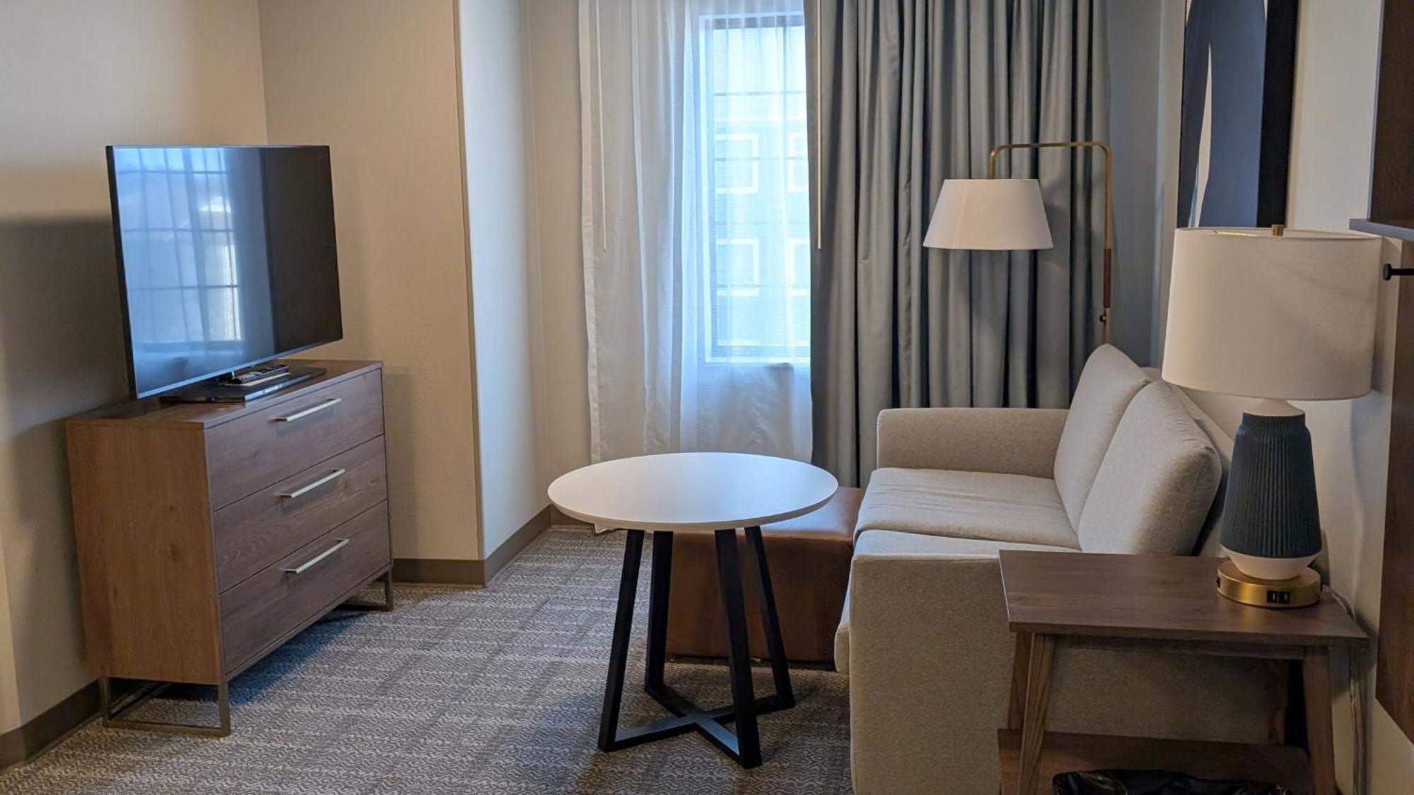 Staybridge Suites Bismarck By Ihg Exterior photo