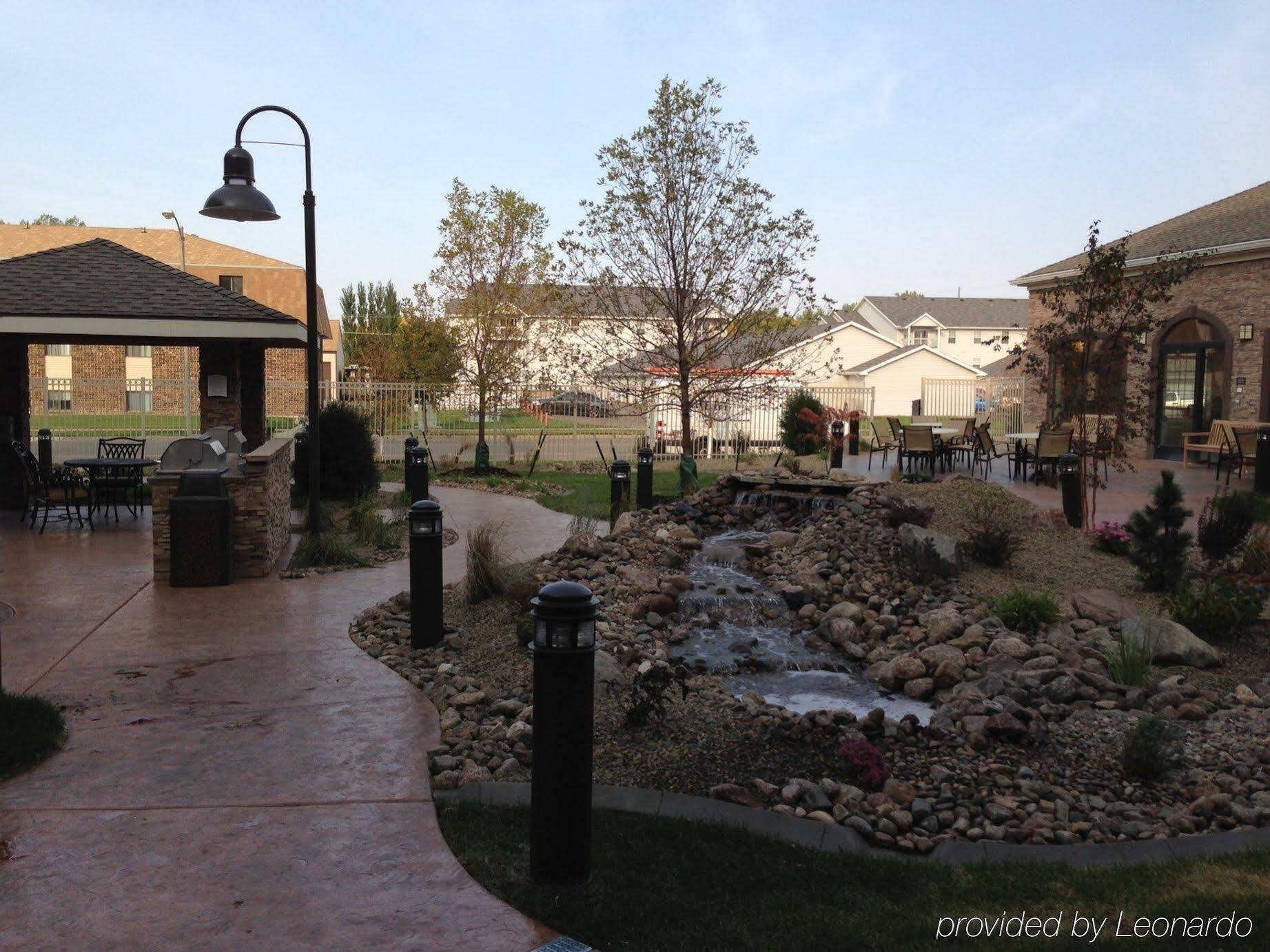 Staybridge Suites Bismarck, An Ihg Hotel Exterior photo