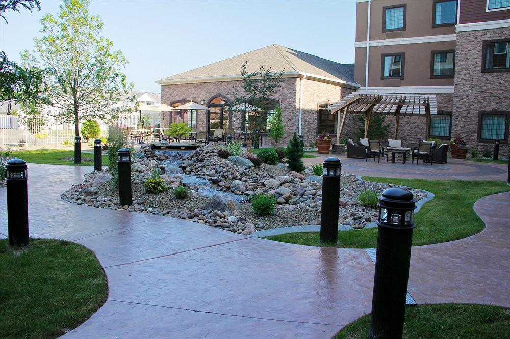 Staybridge Suites Bismarck, An Ihg Hotel Exterior photo